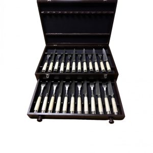 Juego De Tenedores y Cuchillos